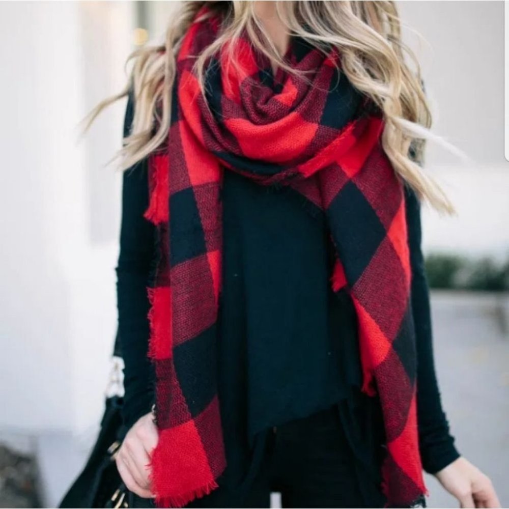 Checkered Plaid scarf black & red - Picture 2 of 13
